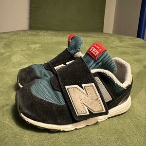 New balance 574 toddler size 8